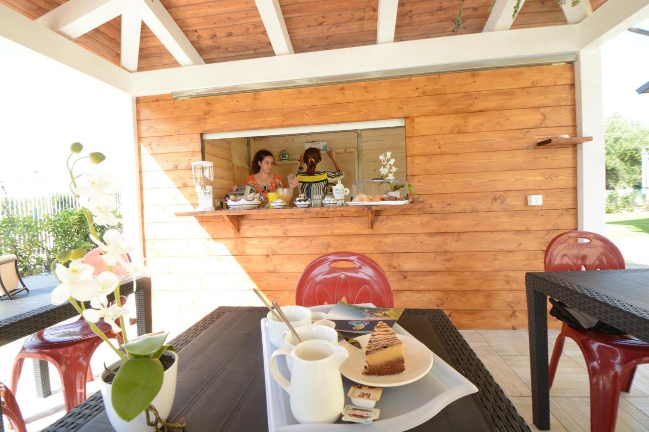 Askia Rooms & Breakfast Асчеа Екстериор снимка