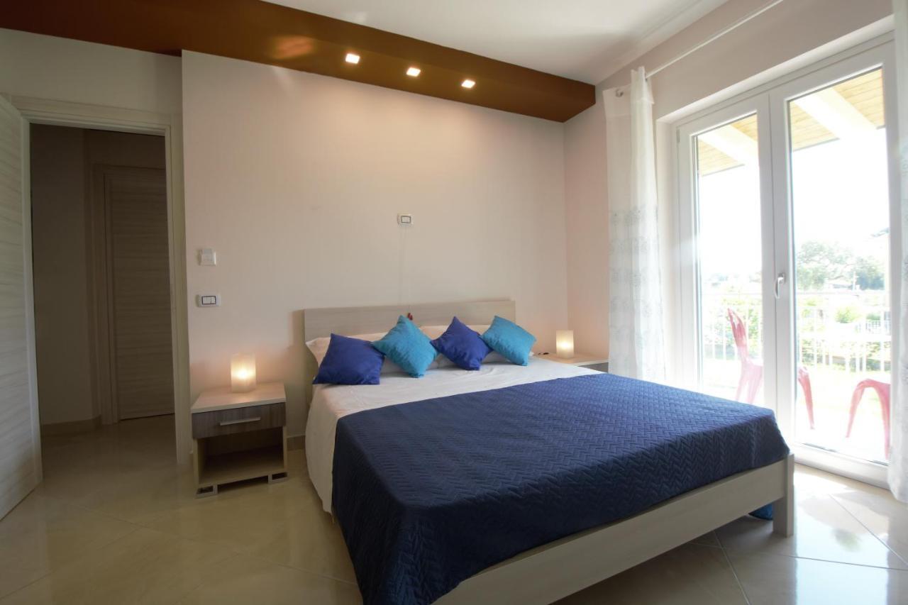 Askia Rooms & Breakfast Асчеа Екстериор снимка