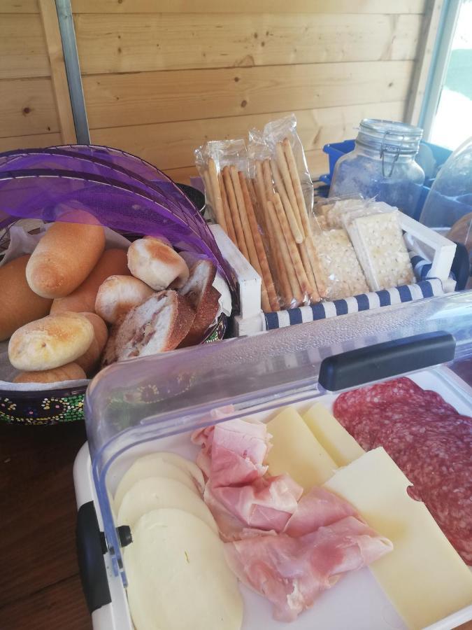 Askia Rooms & Breakfast Асчеа Екстериор снимка